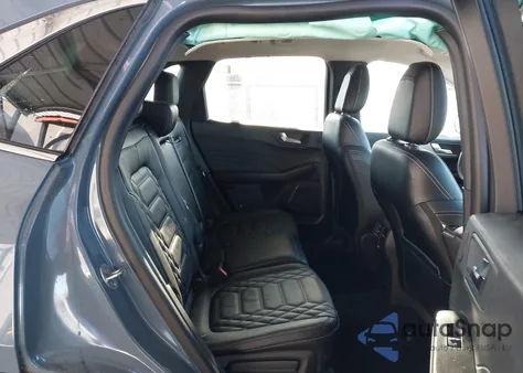 2023 Ford Escape Platinum z USA, uszkodzony, nr VIN 1FMCU9JAXPUA30957